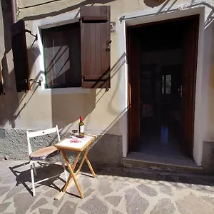 casa-ferrini-marciana-isola-delba.it-tuscanyhotel.com/